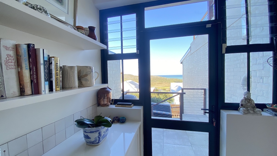 4 Bedroom Property for Sale in Scarborough Western Cape